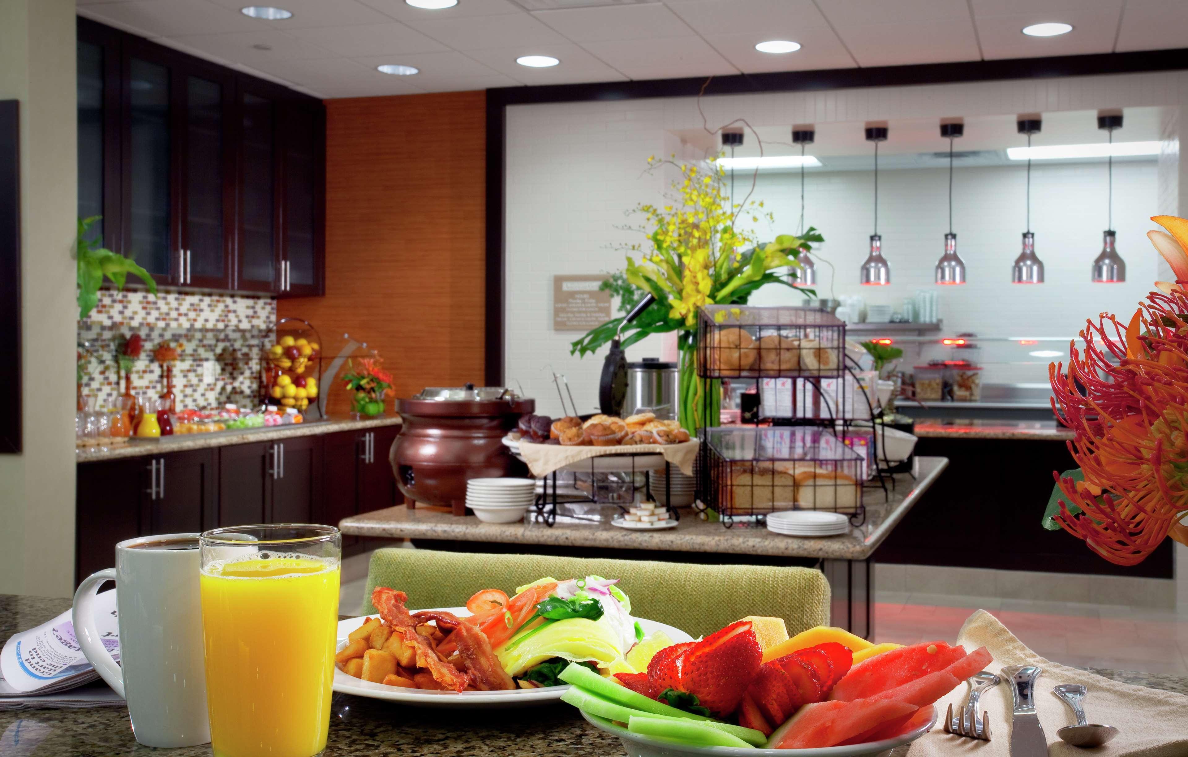 Hilton Garden Inn Seattle/Bothell Restaurant foto